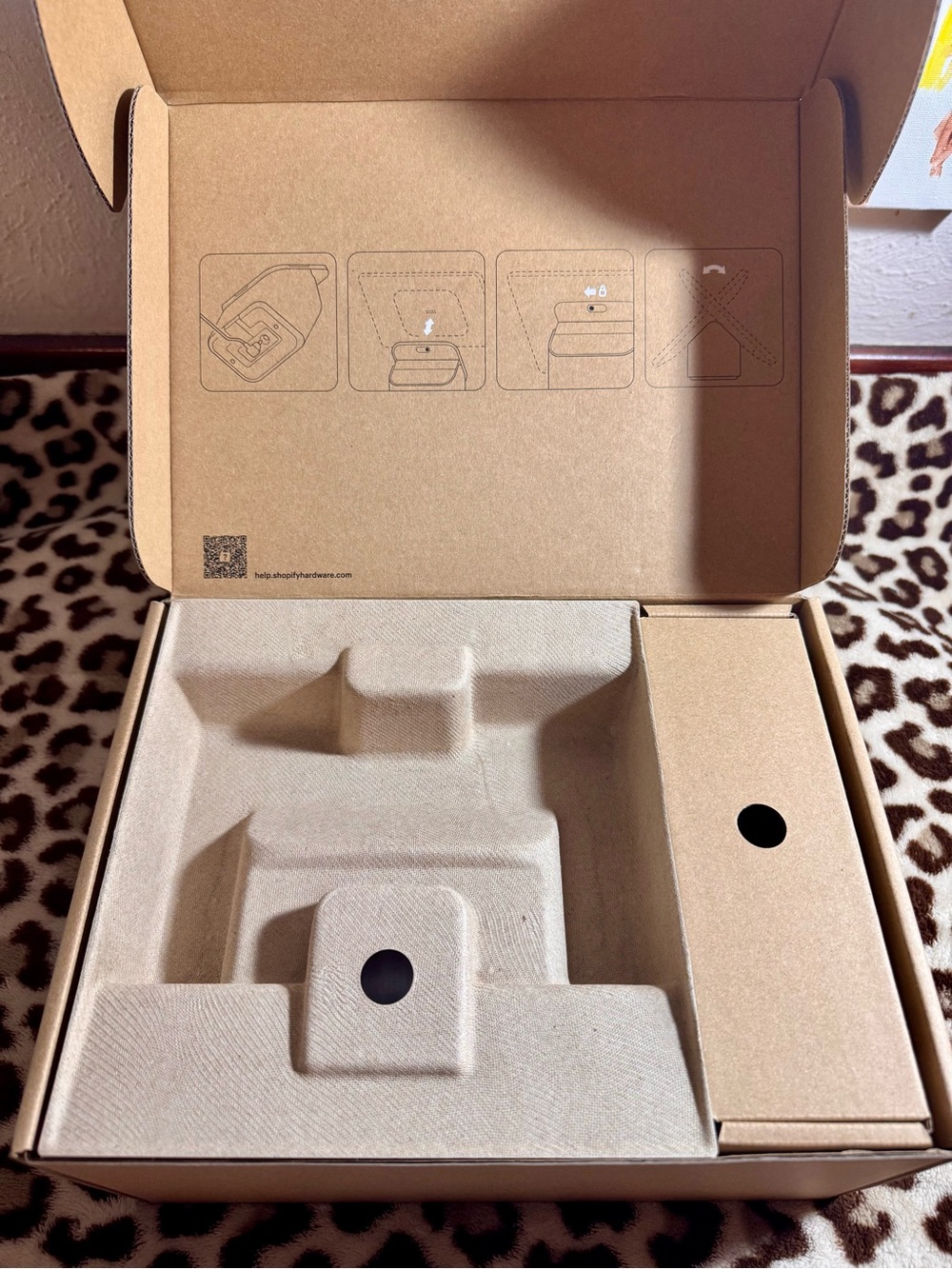 Shopify POS Hardware Kit - Picture 6 of 8